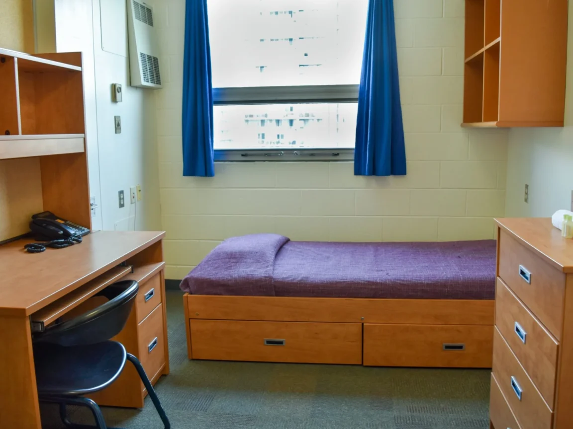 Chambre du logement étudiant, séjour linguistique à Toronto, Canada