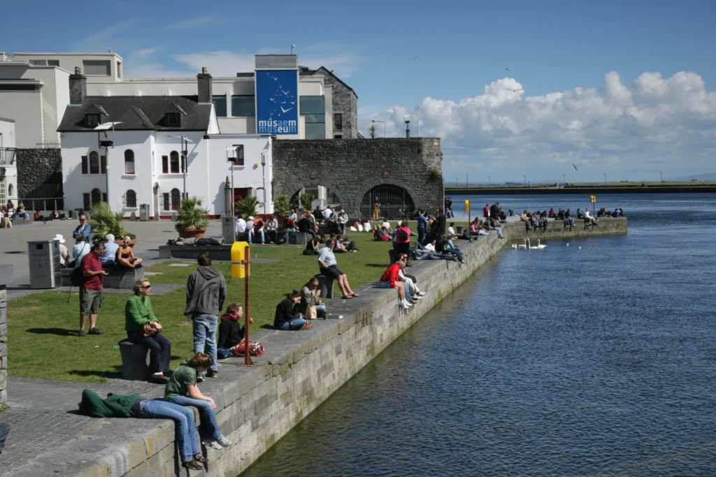 Vue de Galway, Irlande